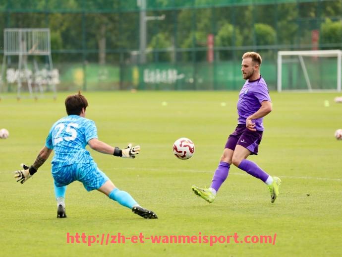 完美体育app-权健足球俱乐部在中超2025赛季赛程安排与战绩分析