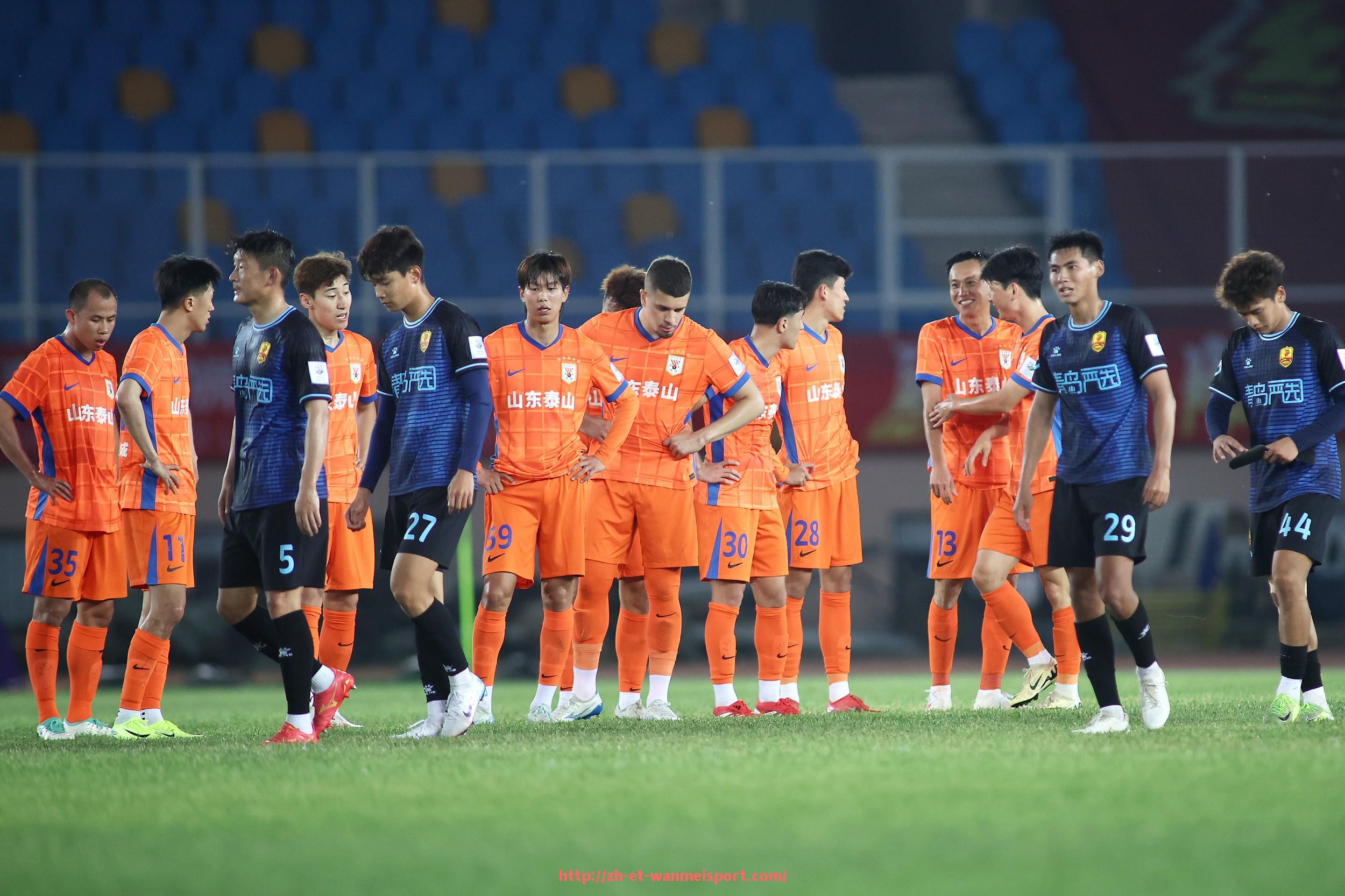 完美体育app-英超球队与意甲球队之间的战术与风格对比